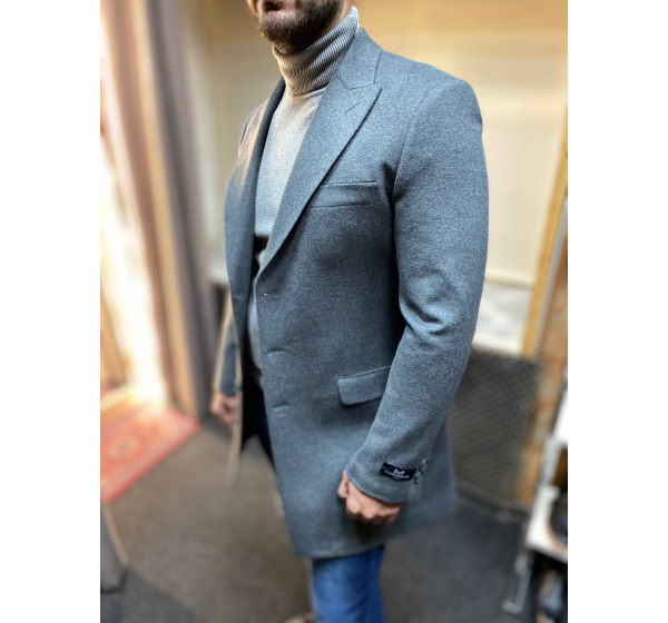 Пальто светло-серого цвета